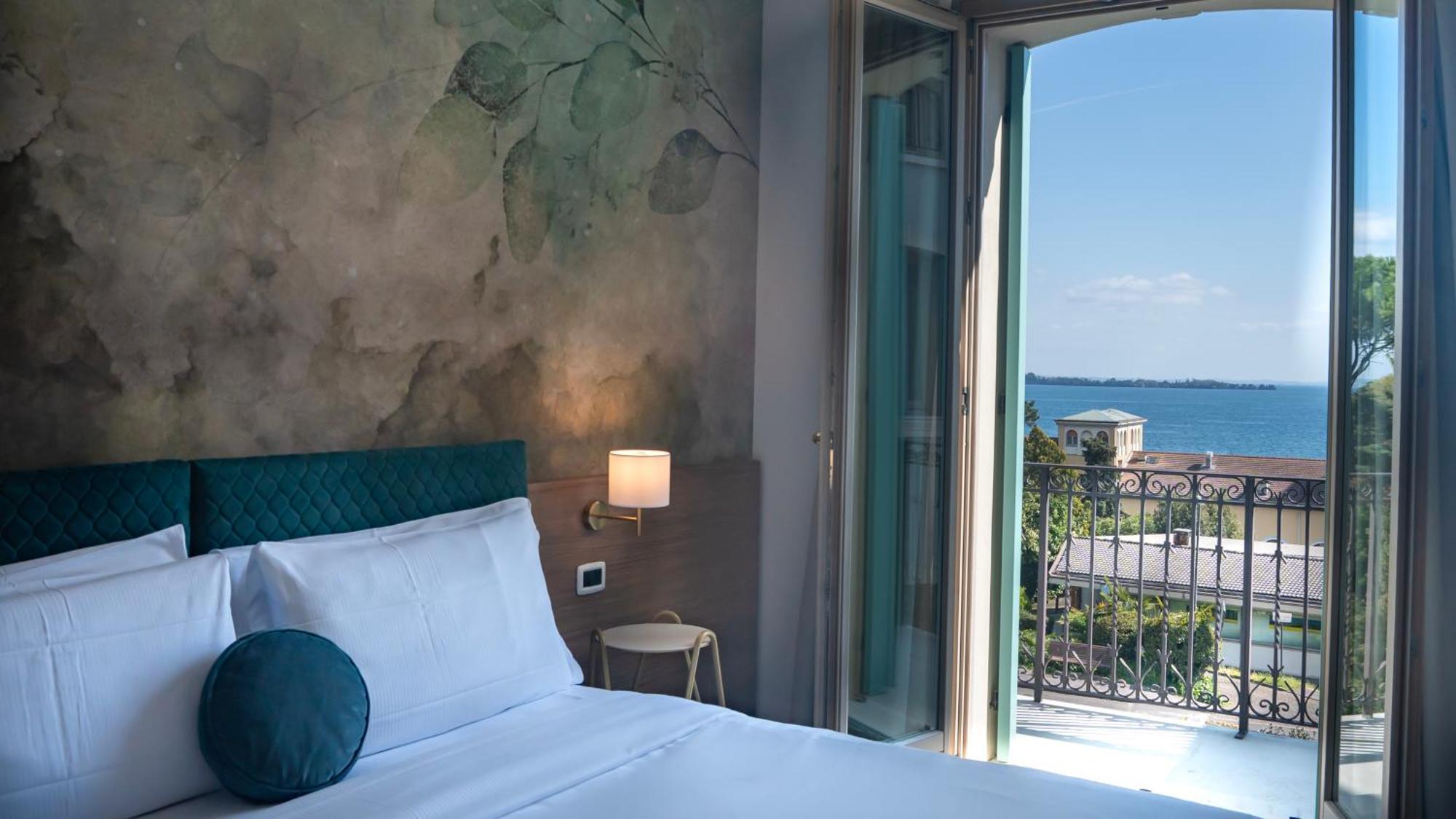 Deluxe Double Room Balcony