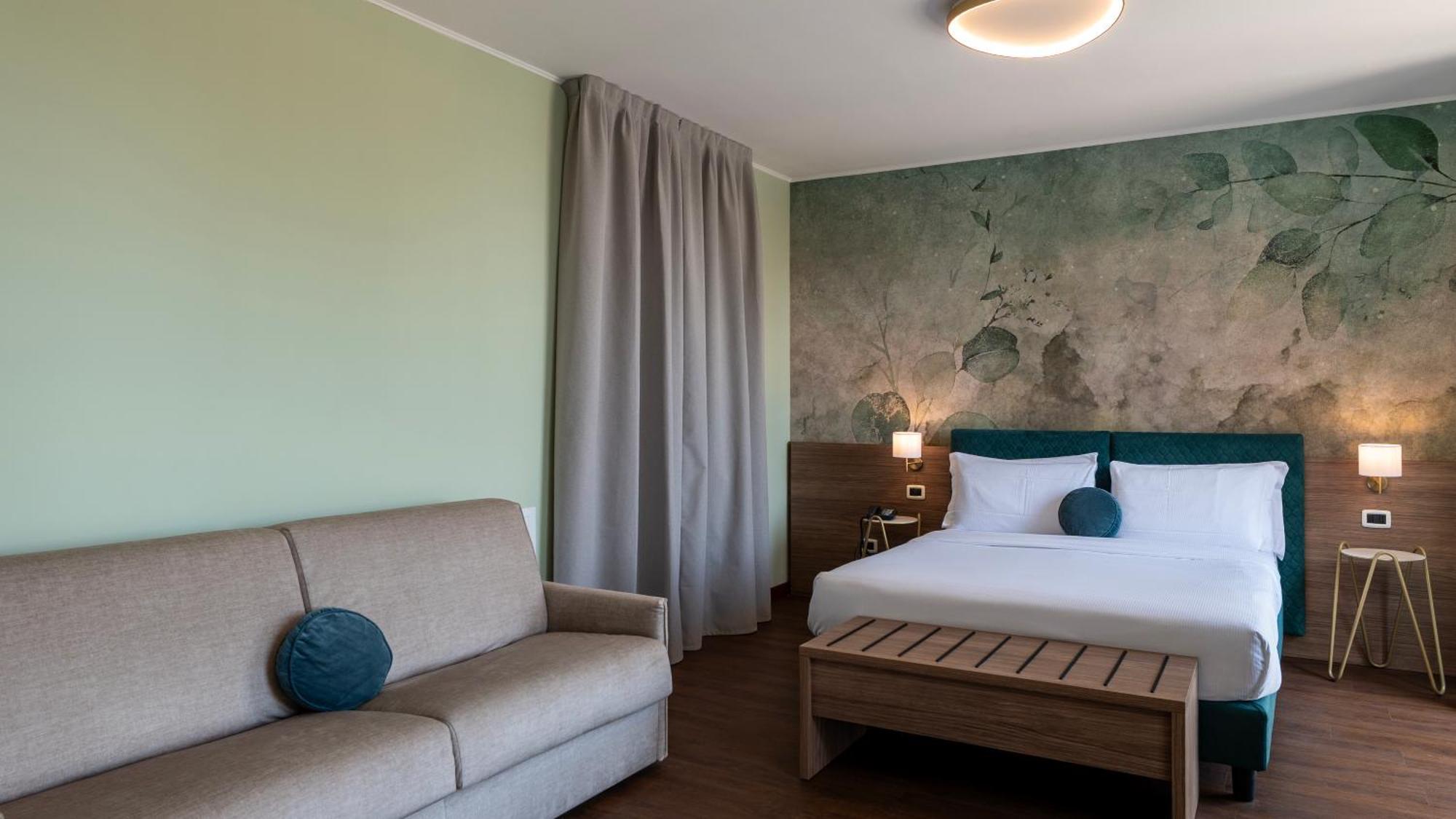 Deluxe Double Room Balcony