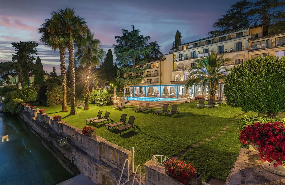 Hotel Villa Capri-1